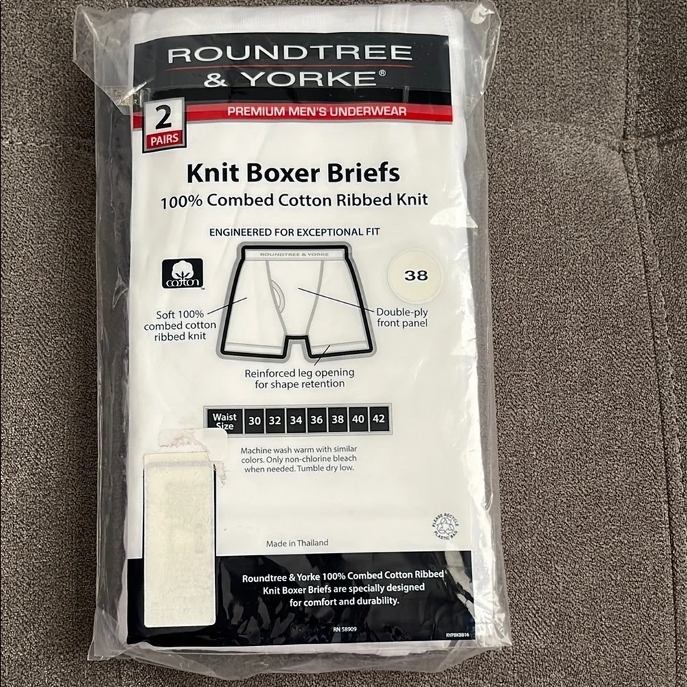 Roundtree & Yorke White Boxer Briefs Essential Comfort